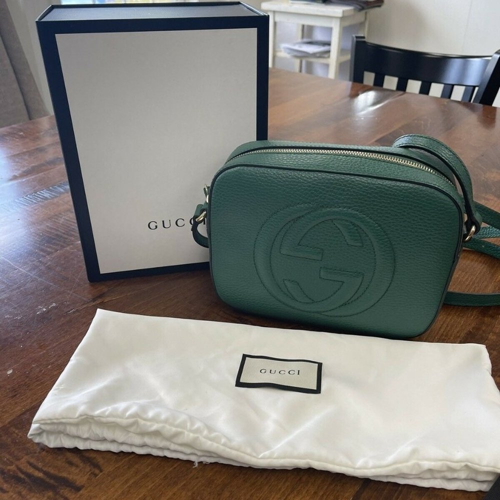 SOLD!Gucci Pebbled Calfskin Small Soho Disco Bag Emerald Green w/ Dust Bag & Box